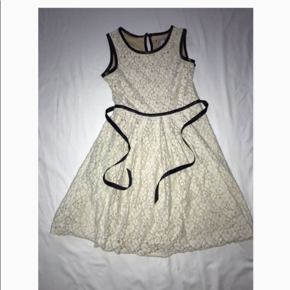 Lace dress